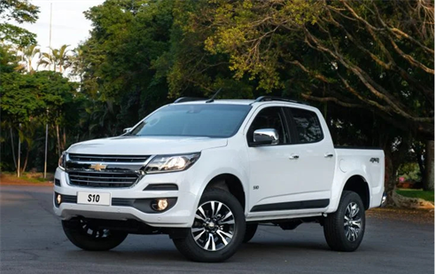 Foto da caminhonete Chevrolet S10 branca