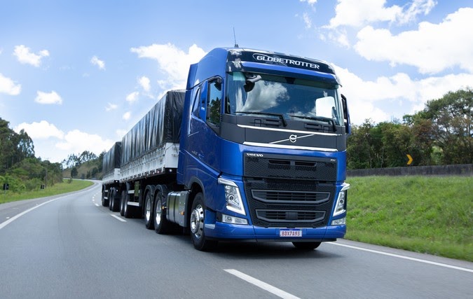 Foto do Volvo FH 540 Globetrotter 8X4