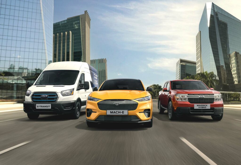 Ford Mustang Mach-E, E-Transit e Maverick híbrida